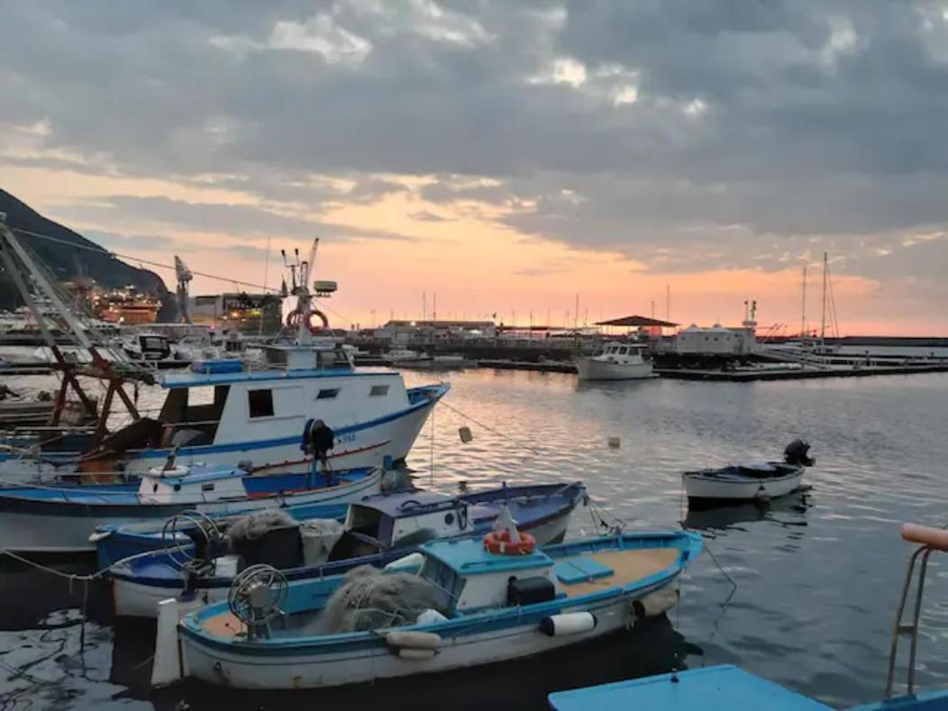 Casa Andrea tra Napoli e Sorrento Castellammare di Stabia Exterior foto